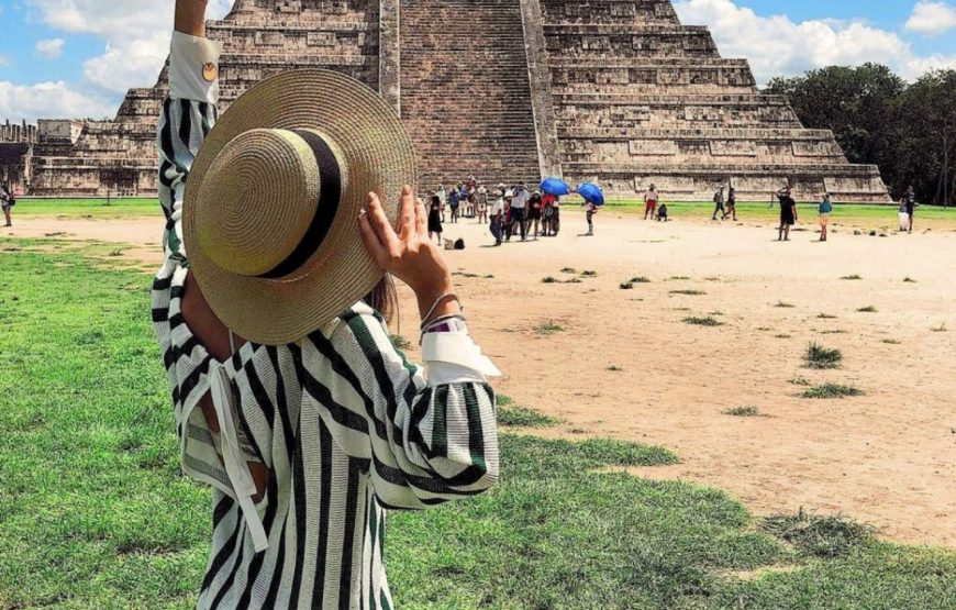 Chichén Itzá Tour + Round Transportation