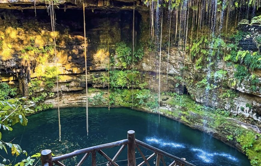 Chichén Itzá Tour + Round Transportation